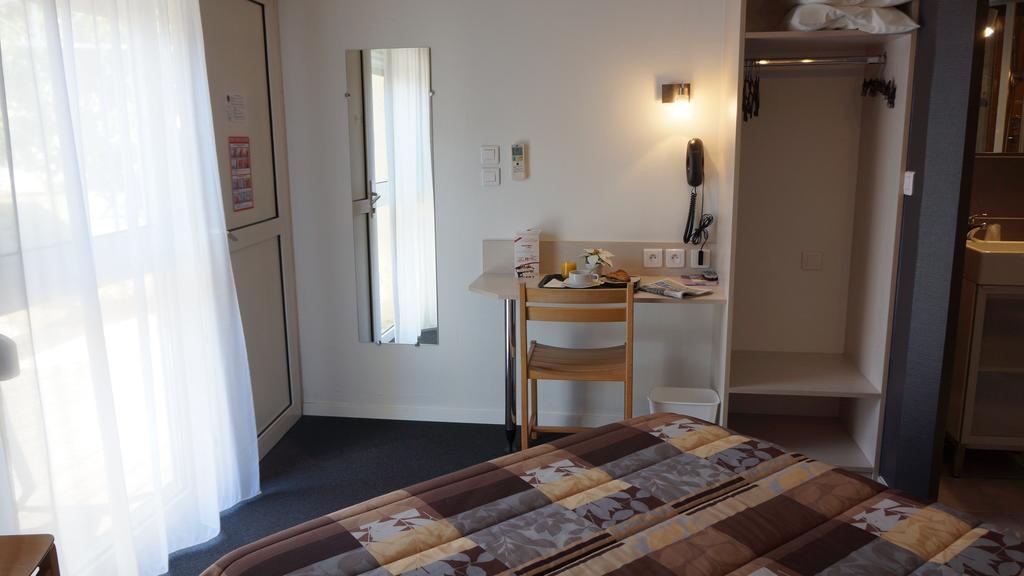 Charme Hotel En Beaujolais Belleville-sur-Saône Zimmer foto